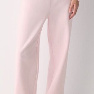 Aritzia Perfect Banded Sweatpants in Cupid Pink NWT